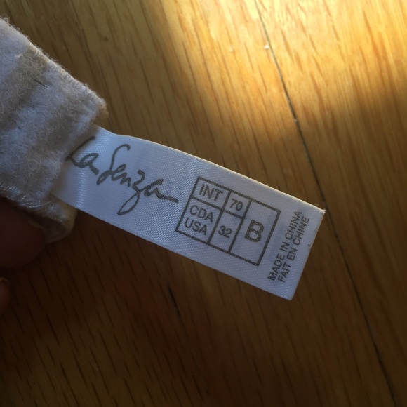 La SENZA Bras (32B) - Picture 3 of 6